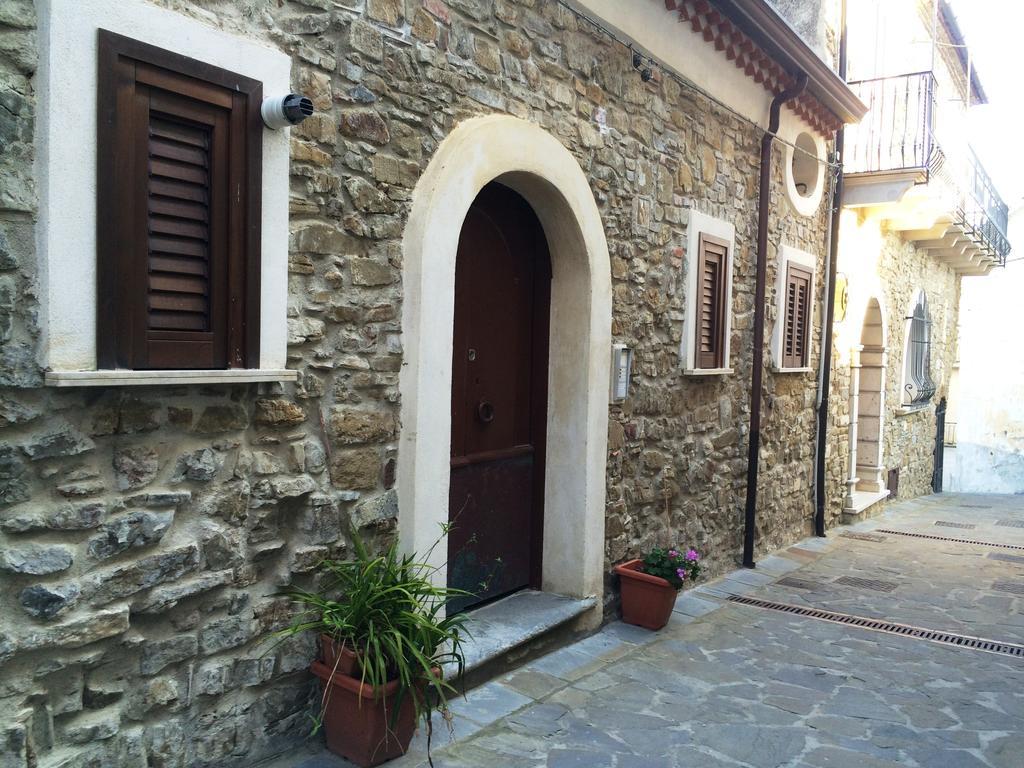 Appartamenti Le Giare Cannicchio Экстерьер фото
